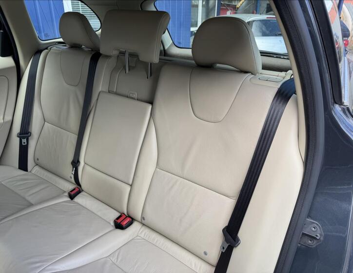 Volvo XC60 33