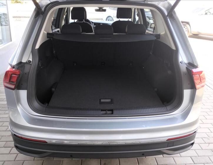 Volkswagen Tiguan Allspace 13