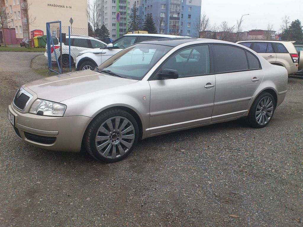 Škoda Superb