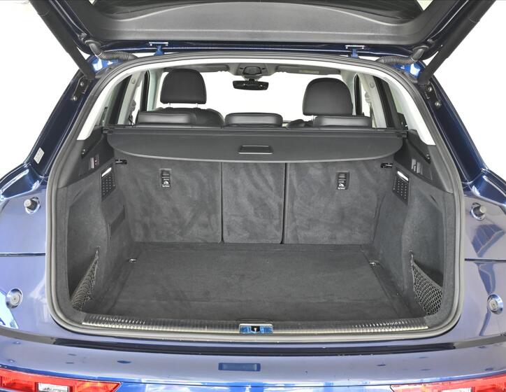 Audi Q5 6