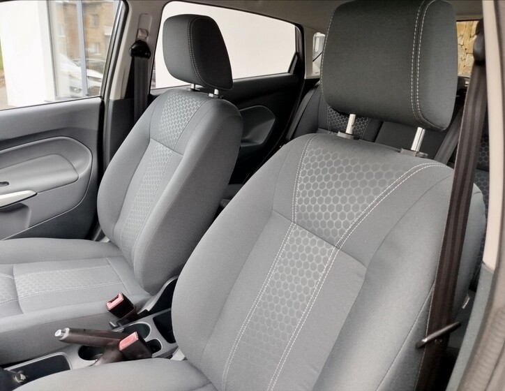 Ford Fiesta 11