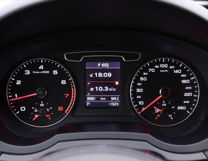 Audi Q3 20