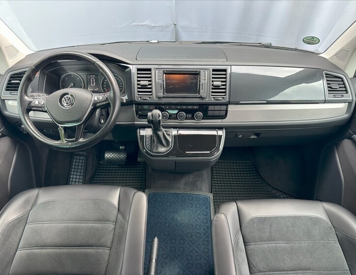 Volkswagen Multivan 18