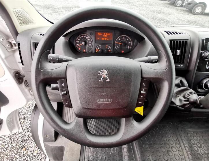 Peugeot Boxer 12