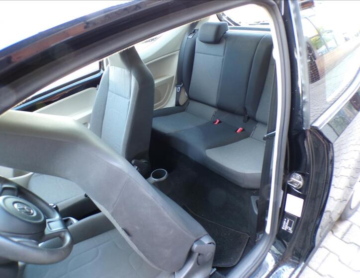 Volkswagen up! 18