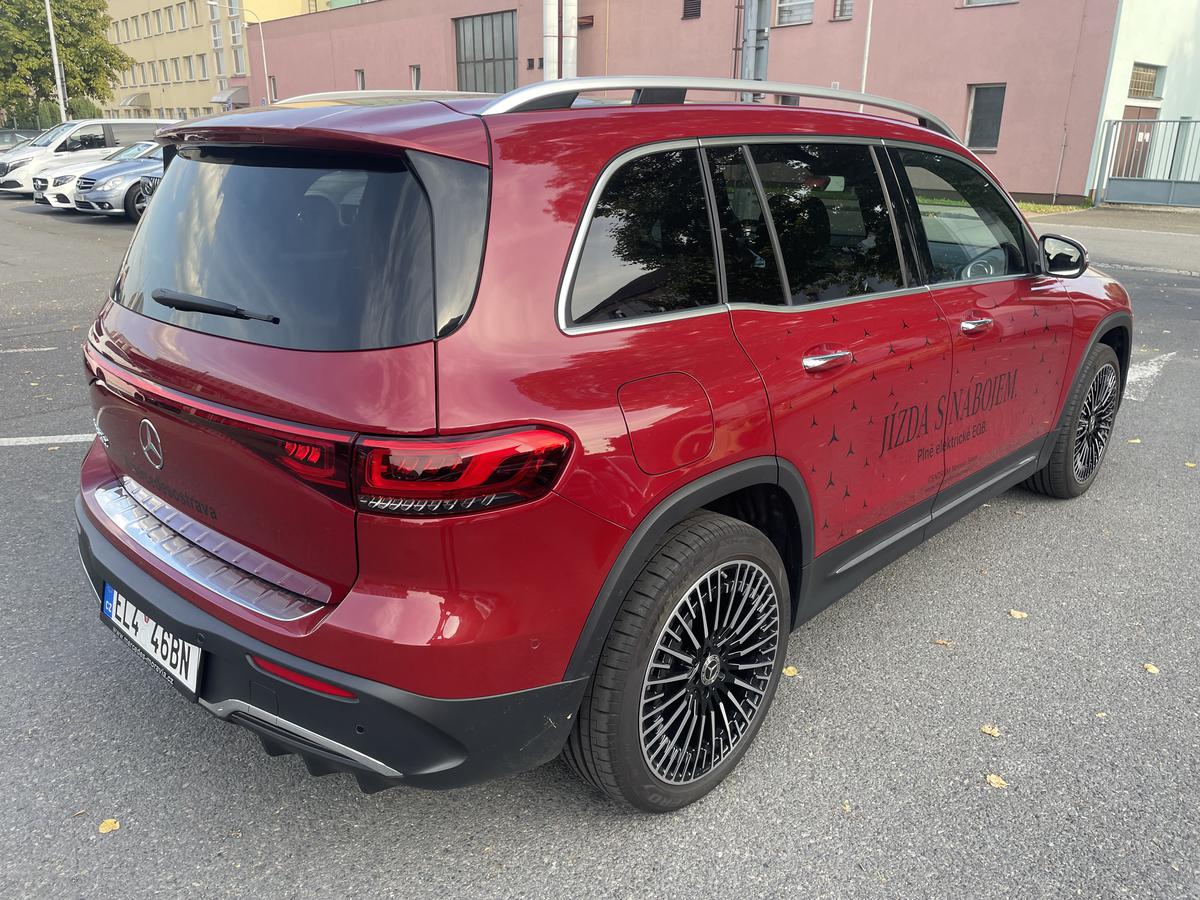 Mercedes-Benz EQB