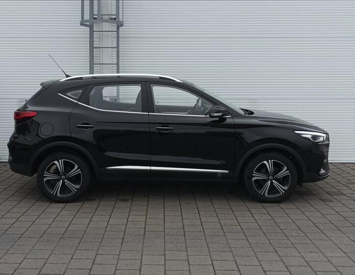 MG ZS 3