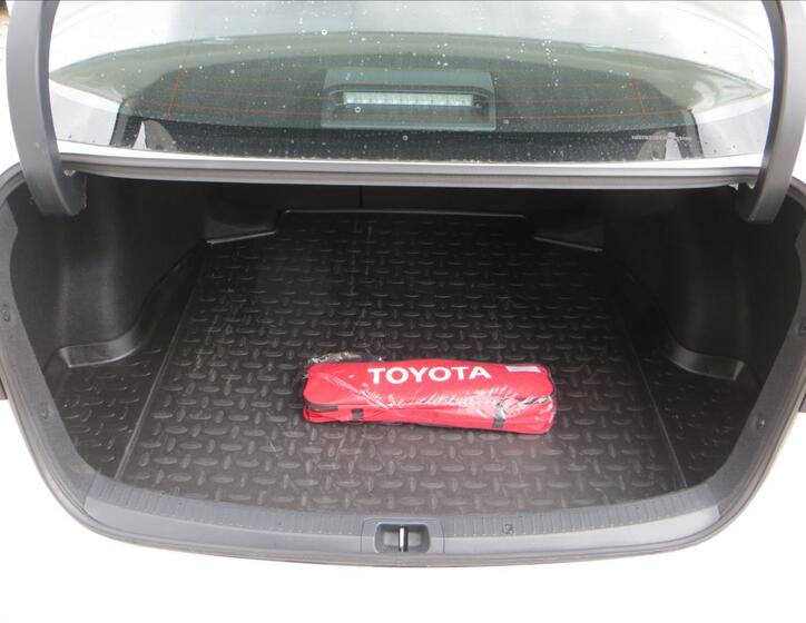 Toyota Corolla 7
