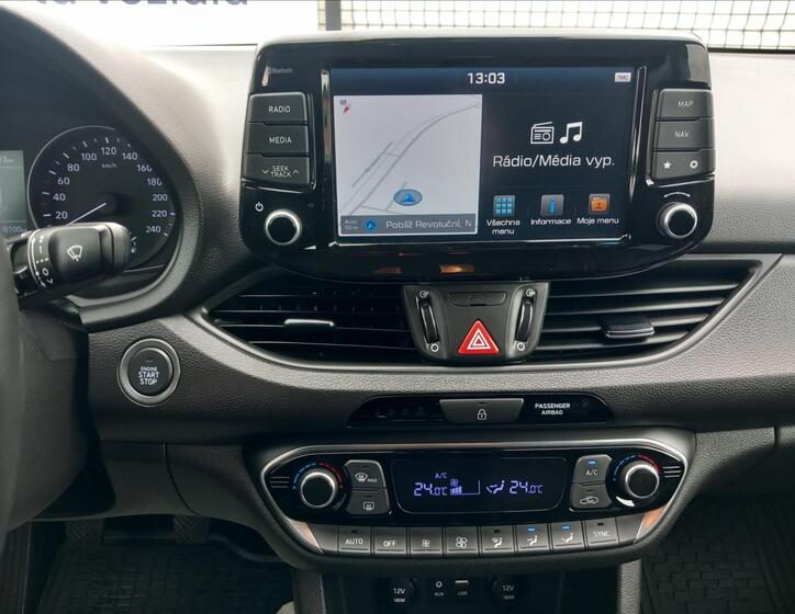 Hyundai i30 11