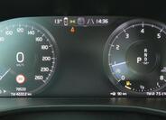 Volvo XC40 13