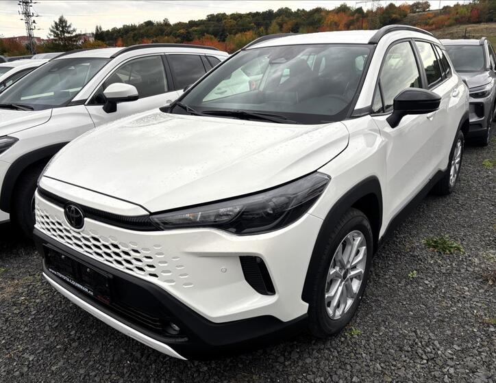 Toyota Corolla Cross 3
