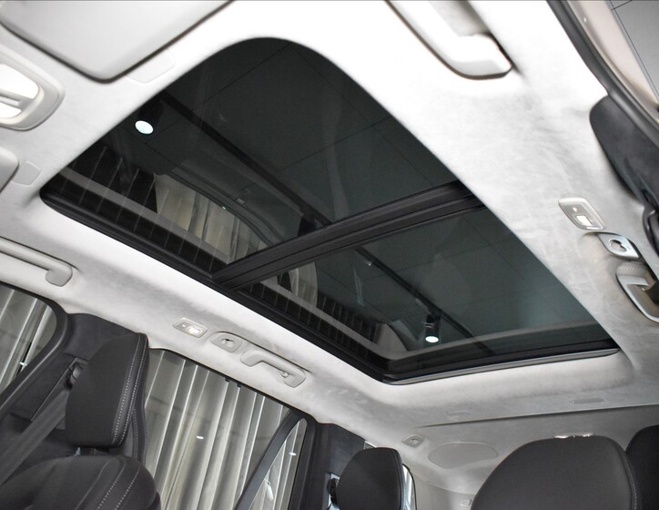 Volvo XC90 17