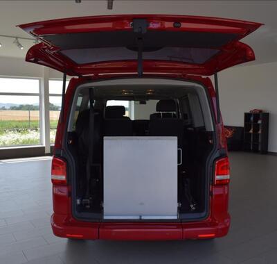 Volkswagen Multivan 11