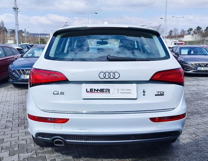Audi Q5 6