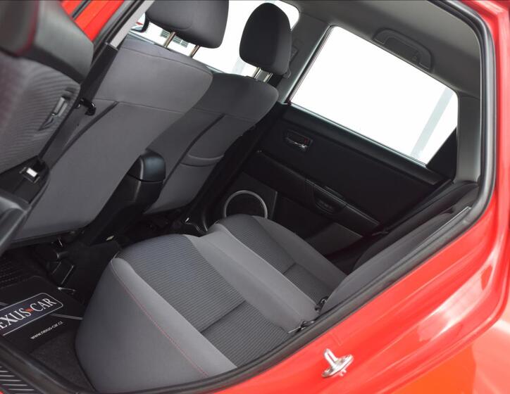 Mazda 3 18