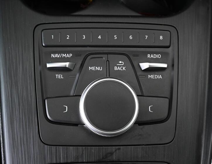 Audi A4 24