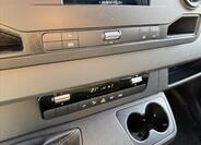 Mercedes-Benz Sprinter 11