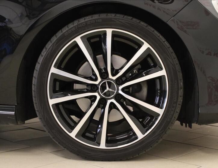 Mercedes-Benz CLA 30