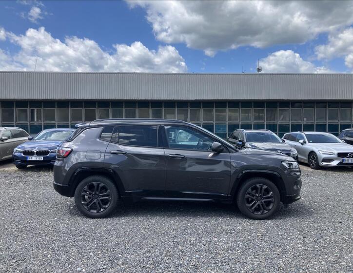 Jeep Compass 5