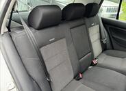 Volkswagen Golf 34