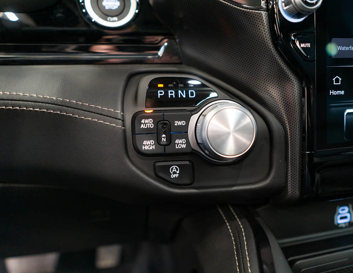Dodge RAM 28