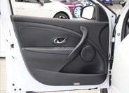 Renault Fluence 14