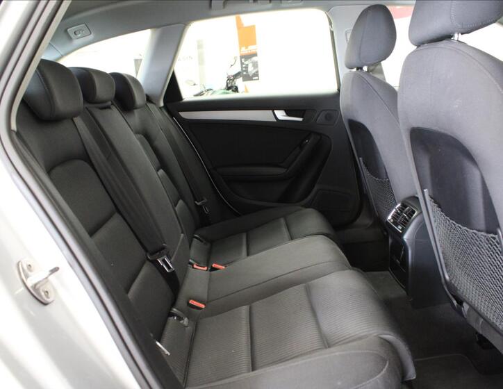 Audi A4 13