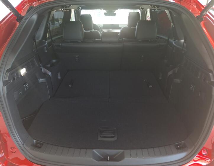 Mazda CX-80 13