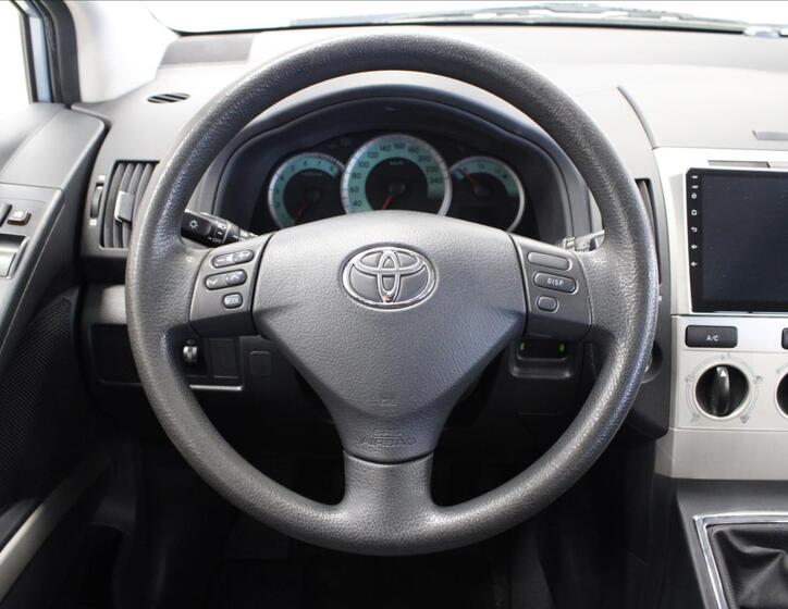 Toyota Corolla Verso 17