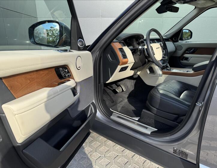 Land Rover Range Rover 11