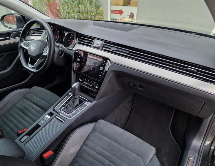Volkswagen Passat 13