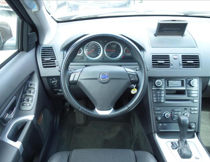 Volvo XC90 23