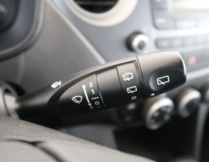 Hyundai i10 23