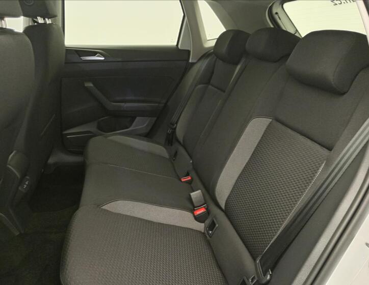 Volkswagen Polo 10