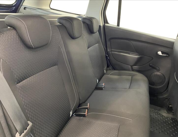 Dacia Logan 8
