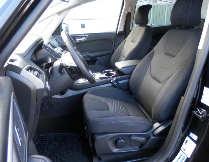 Ford S-MAX 8