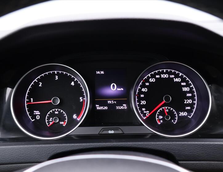 Volkswagen Golf 20