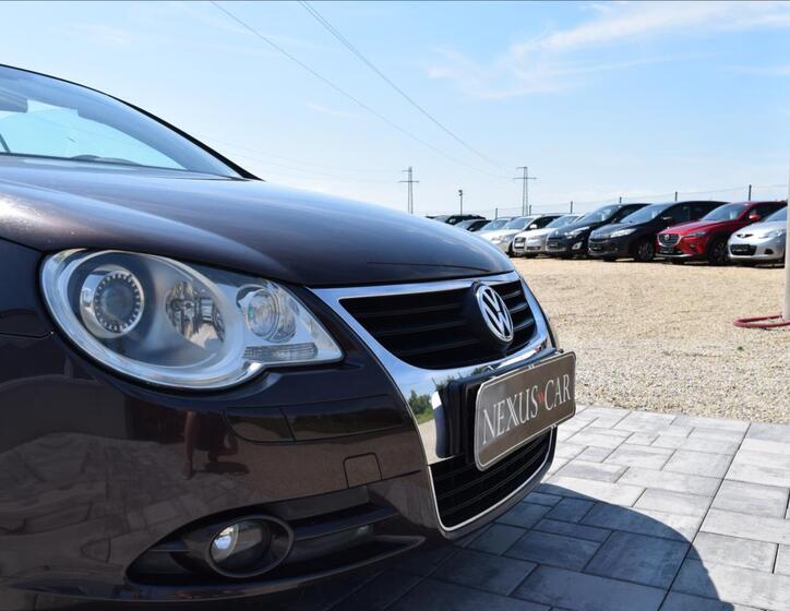 Volkswagen EOS 13