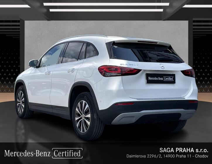 Mercedes-Benz GLA 3