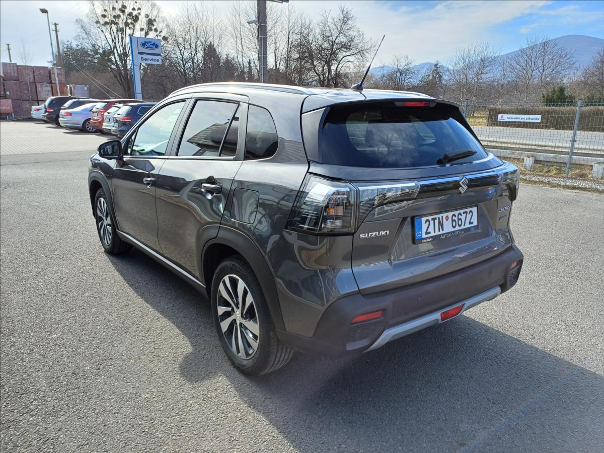 Suzuki S-Cross