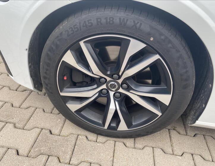 Volvo S60 29