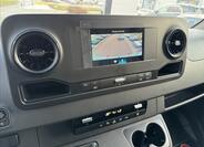 Mercedes-Benz Sprinter 14