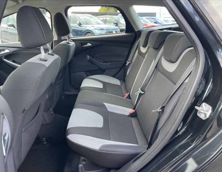 Ford Focus 26