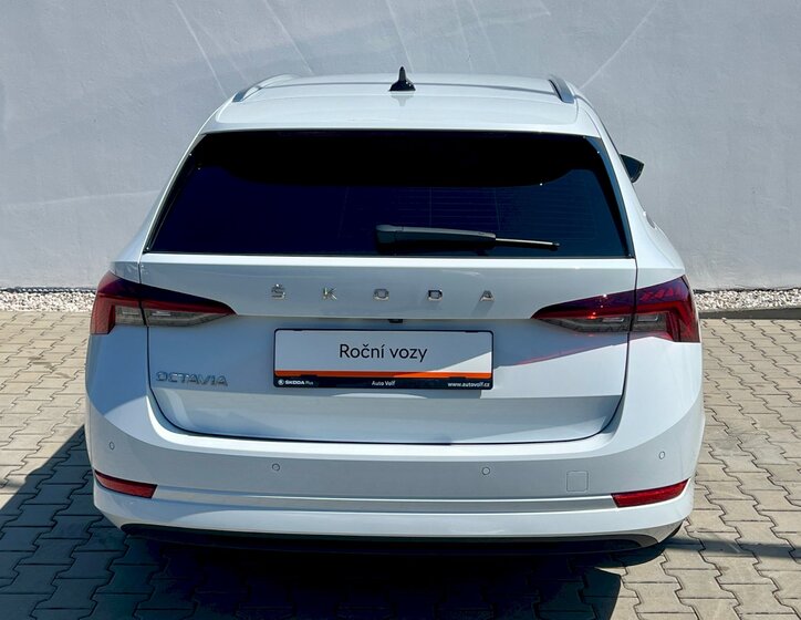 Škoda Octavia 10