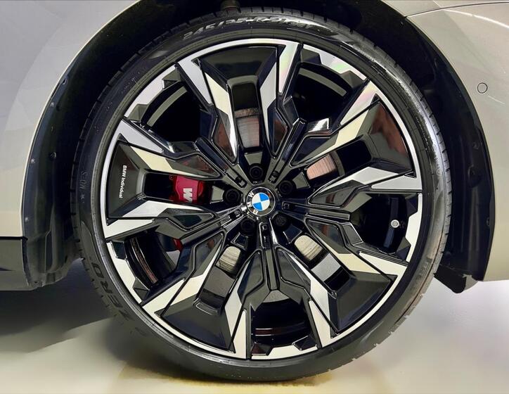 BMW Řada 5 9