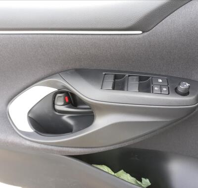 Toyota Yaris 23