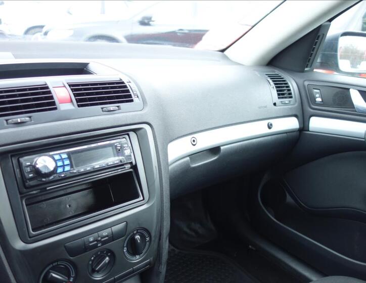 Škoda Octavia 27