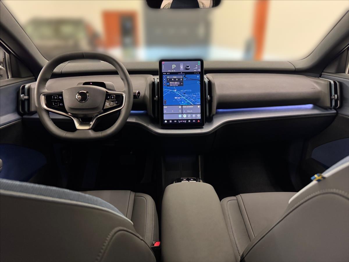 Volvo EX30