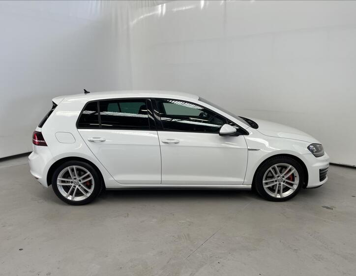 Volkswagen Golf 4