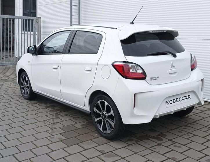 Mitsubishi Space Star 4